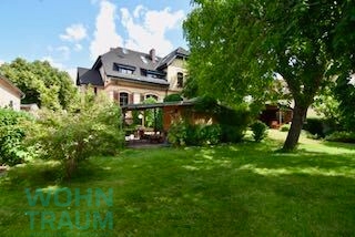 Topsaniertes, ehemaliges Pfarrhaus – harmonisches Zuhause für Generationen mit flexibler Nutzung, 06116 Halle (Saale), Mehrfamilienhaus